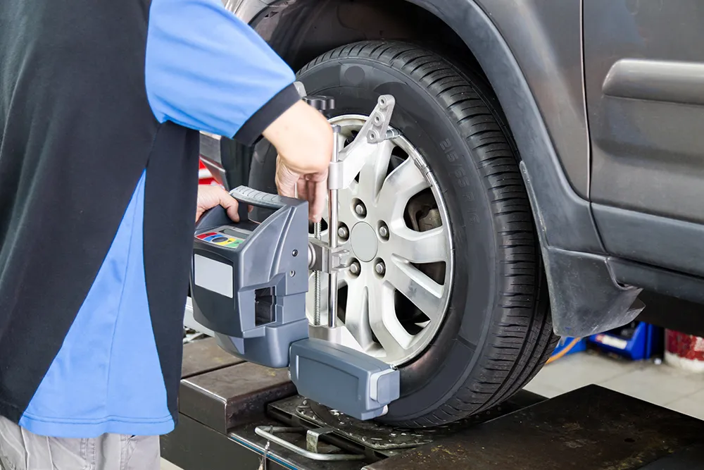 How Does an Affordable Alignment in Lafayette, Indiana Reduce Risks?