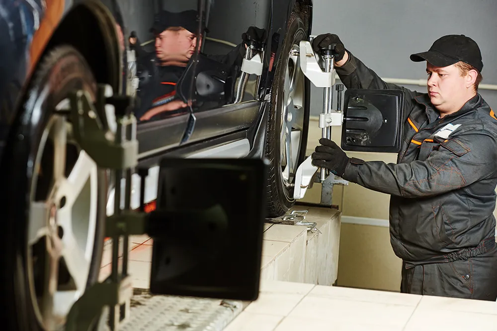 How to Know if You Need a Wheel Alignment